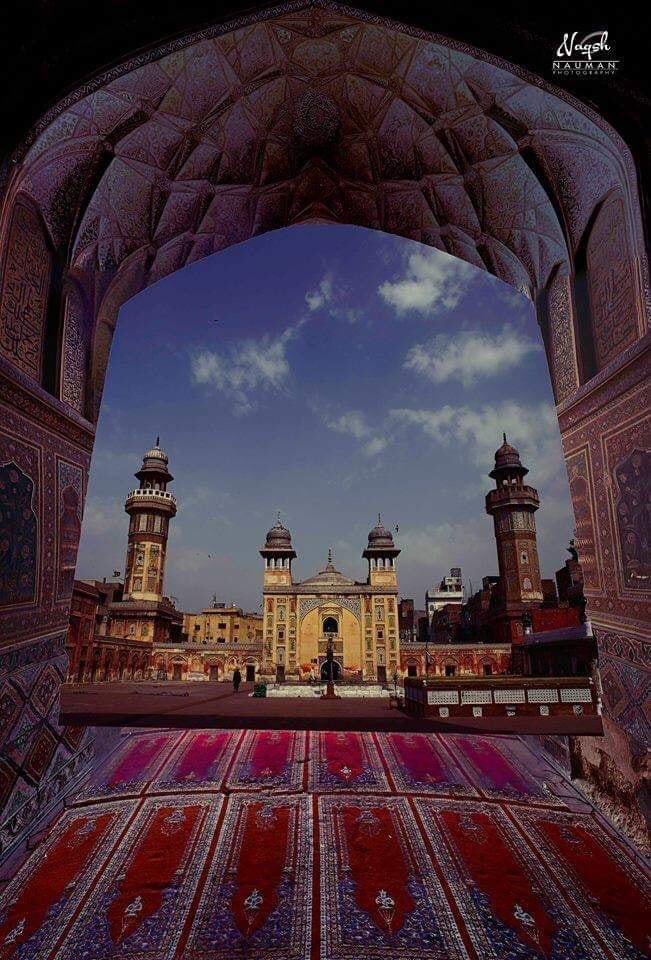 Atif39492131's tweet photo. Lahore Pakistan....💕
Lahore Lahore ay..............😍 https://t.co/rBzpi0YUaX
