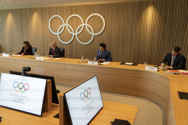 ChKlaue's tweet image. Online press conference after #IOCEB in times of COVID-19. New format with about 300 journalists on the phone.