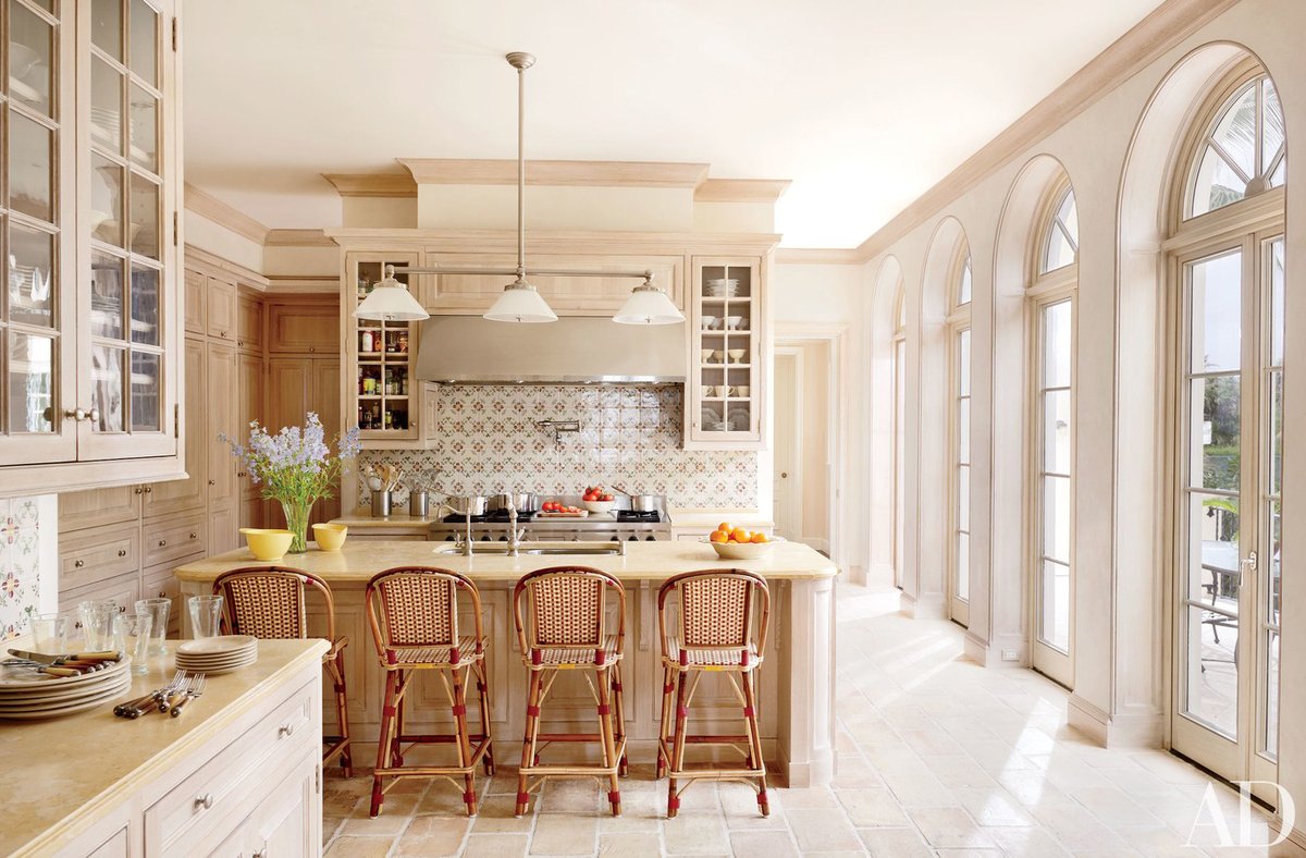 MARKIVBuilders's tweet photo. Tackle your to-do list. 📋 Take the first step toward your dream home by downloading our Ultimate Home Remodeling Guide. https://t.co/sKTYfJ4Czr https://t.co/kEgqjcecY7