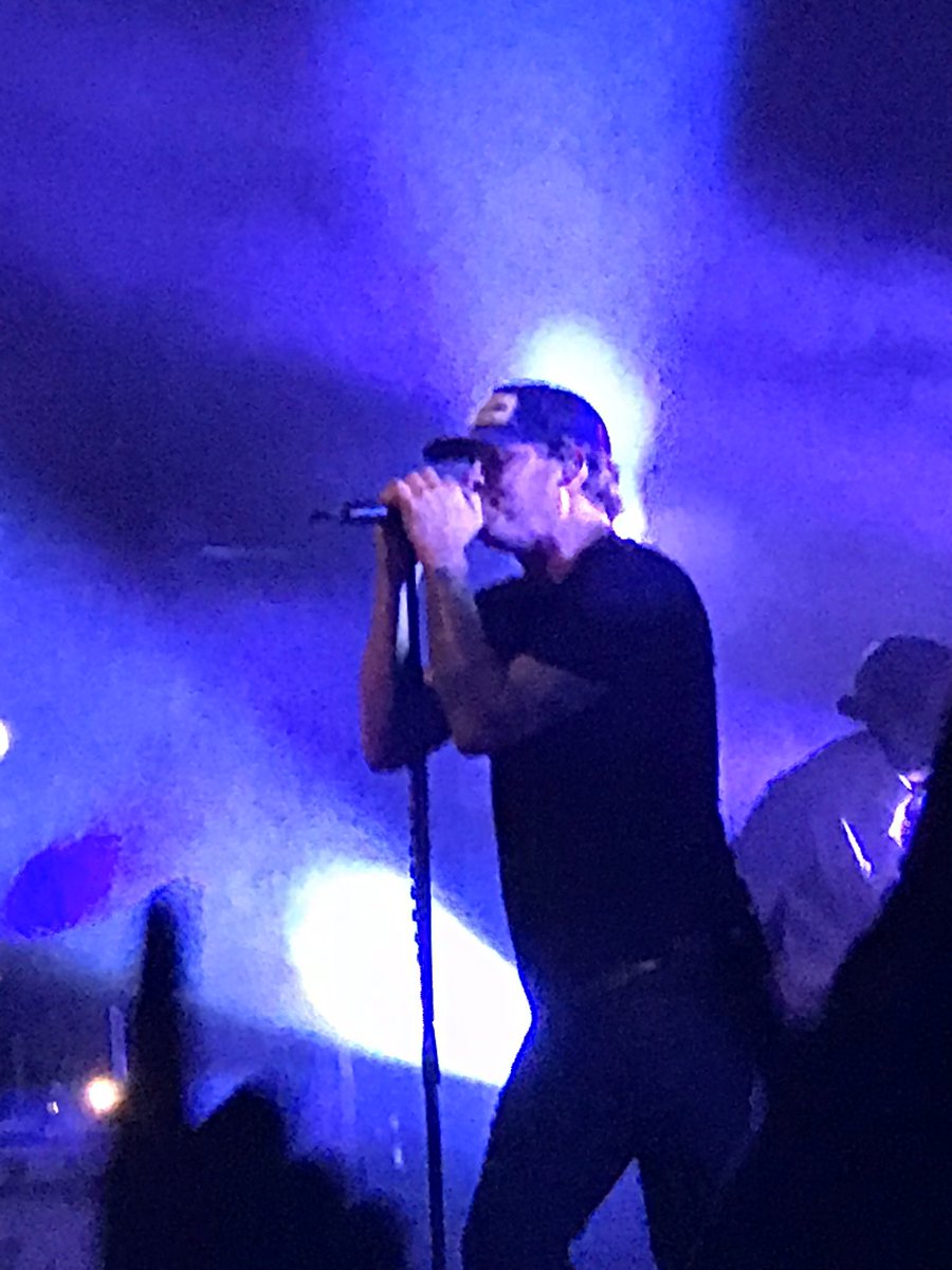 hauntedmattycee's tweet photo. @ToTheStarsMedia #Iwenttothestars #Philadelphia #TheFillmore #spreadhopelikefire #spreadlovelikeviolence https://t.co/zEFSsqXOWN