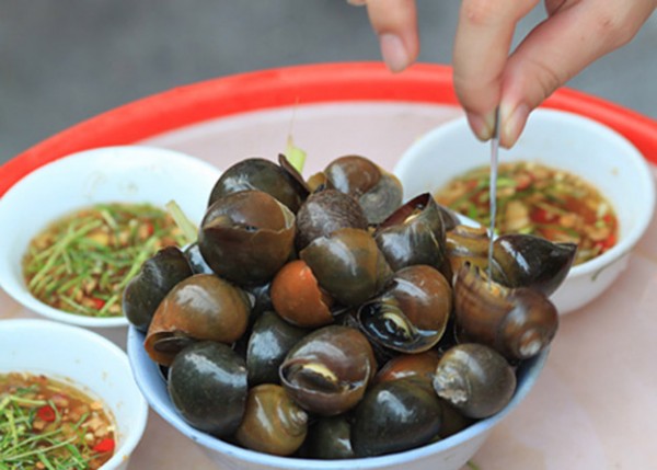 Do you know what's a perfect street food for summer?

Boiled snails.