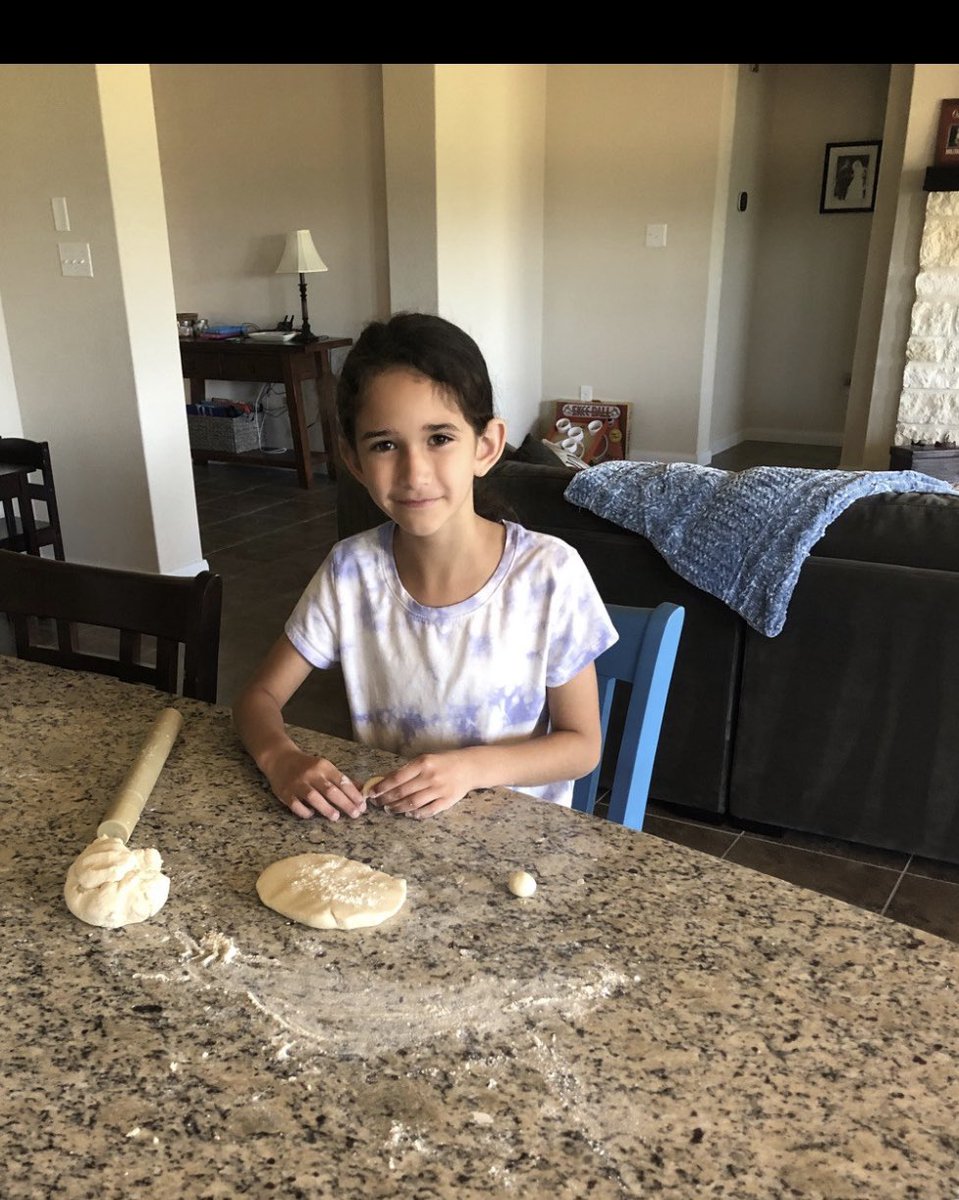 Laclaborn's tweet photo. My ❤️ is full seeing these kids make play dough with me&amp;my girls during our Zoom. One says “It helps you when you’re stressed out &amp; calms you down”. Those smiles! Parents too! #thecoleway @NISDCole #NISDsel https://t.co/iSox5uaRG1