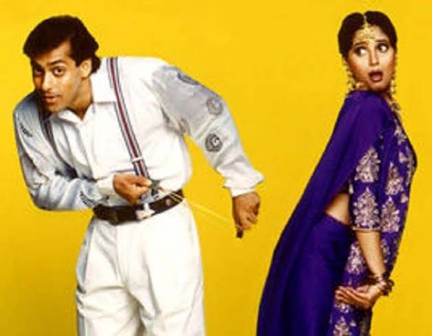 ArtiSingh_005's tweet photo. Some of my favorites from 90's❤
Govinda,Salman, Shahrukh sir &amp; others made 90's the golden era of Bollywood😘
What's Yours??
#90slove #90sNostalgia #BackToThe90s https://t.co/gzqNdyNF5G