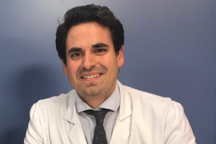 📢 Enhorabuena al DR. MIGUEL ÁLVAREZ DE MON del 
Servicio de Psiquiatría del Hospital Infanta Leonor de Madrid, como nuevo Investigador Emergente de la Sociedad Española de Psiquiatría Biológica 👏👏👏 #InvestigaciónyPsiquiatria