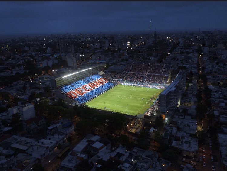 CaciqueMedina's tweet photo. Felices 121 años de una pasión cada día más grande. Gran abrazo a todos los que forman parte de la familia Tricolor! https://t.co/kju8VqZQXn