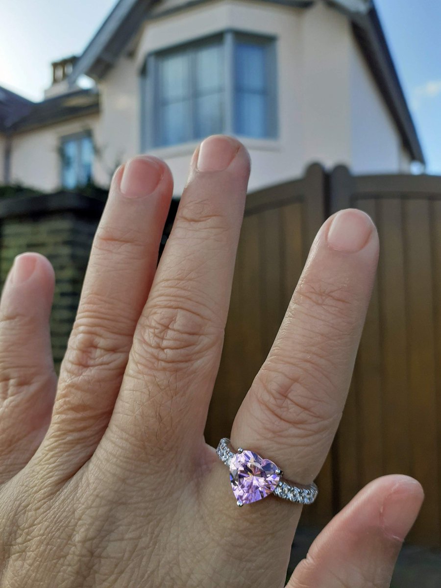 #posh #ring #pinkstonering #heartring 🌟💍🧸🦄💗 SparklyDolls.com