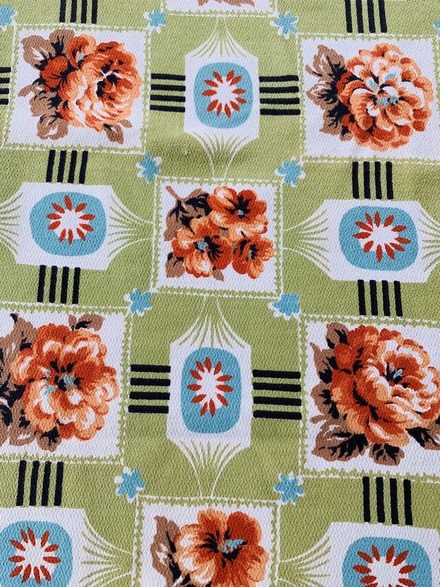 Vintage 1950s barkcloth fabric in my Etsy shop today            etsy.com/shop/Doty’s shop