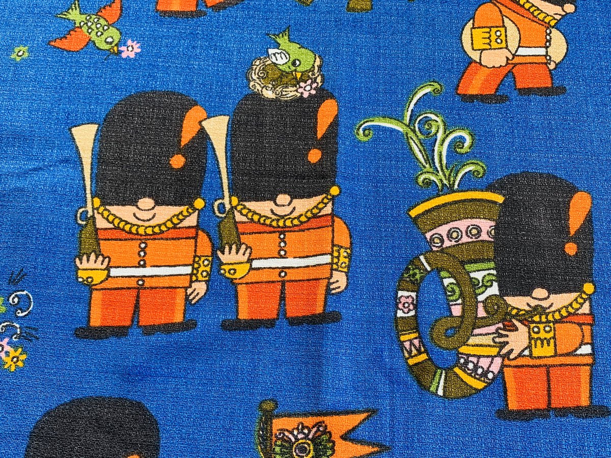 Vintage 1950s barkcloth “pop parade” fabric in my Etsy shop today            etsy.com/shop/Dottysshop