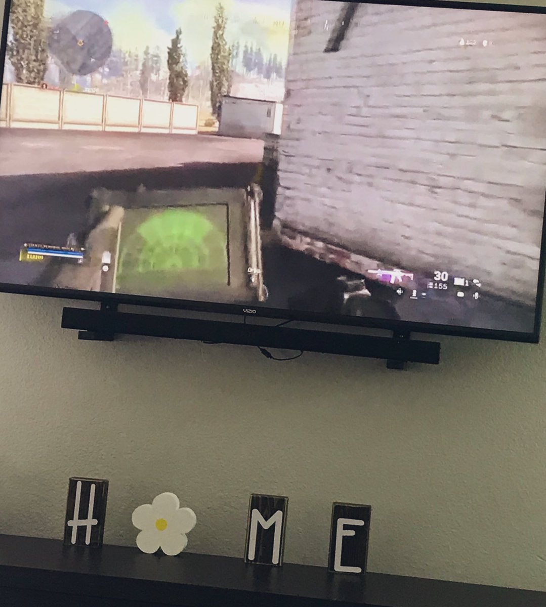 MaggieTTV's tweet photo. Today’s Big Screen Shout-Out goes to @TimJamesBlandJr 💜🌻  What an amazing streamer who deserves all the good and love this world has!!☺️🎉

📍Y’all he’s live right now!! Come check him out! 📍

https://t.co/9pi1chk0Ky https://t.co/V6SdsOkHJ7