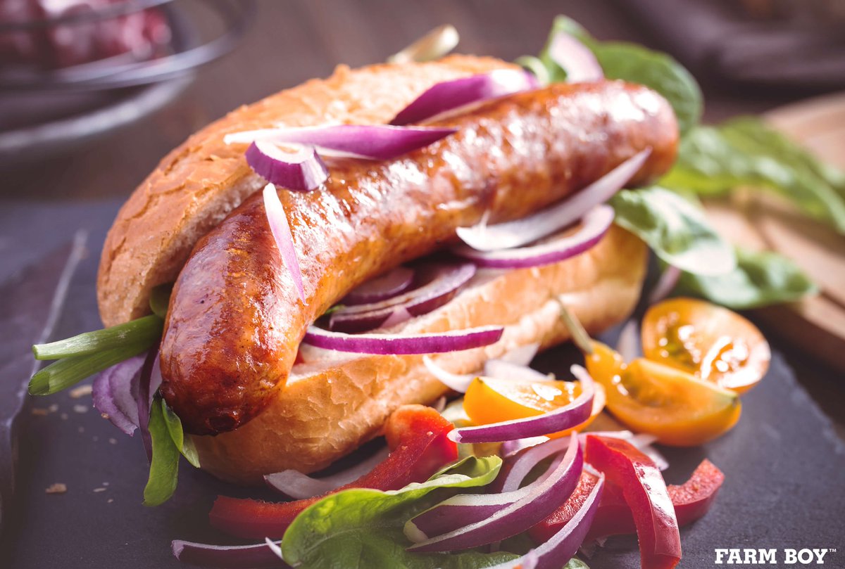 FarmBoy's tweet photo. Let's #fireupthegrill, it's the first holiday weekend of summer!
We have you covered for backyard grilling, with summer classics like juicy Farm Boy™ Artisan Sausages, Gourmet Burgers & more. Find your weekend essentials here in our latest #FreshFlyer: https://t.co/VQ6qohKO4Z https://t.co/XjOpf5YXxH