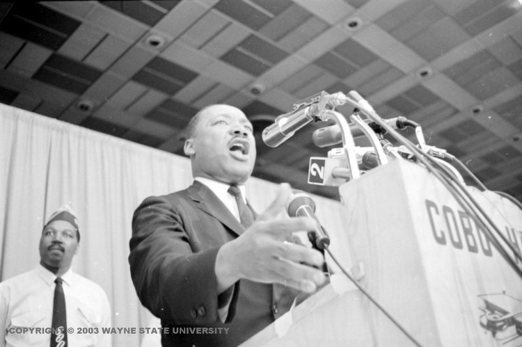 HistoryLivesDet's tweet photo. On this day in 1968:
In reaction to petitions from students, faculty and neighborhood residents, @Detroitk12 Board of Education officially renames Eastern High School. It is now known as Martin Luther King Jr. https://t.co/nZs9Dwi1xT