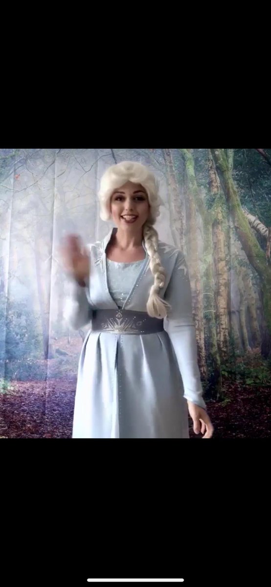 UHNVolunteers's tweet photo. Whilst we have the #VideoCalls for adult patients. We also have a #Princess on hand, ready to offer words of encouragement and support to the children. #PrincessCalls #RaisingSmiles #KellysPrincessParties https://t.co/3PsSuENQK1