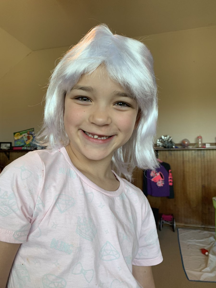 Laura Baker tweet media