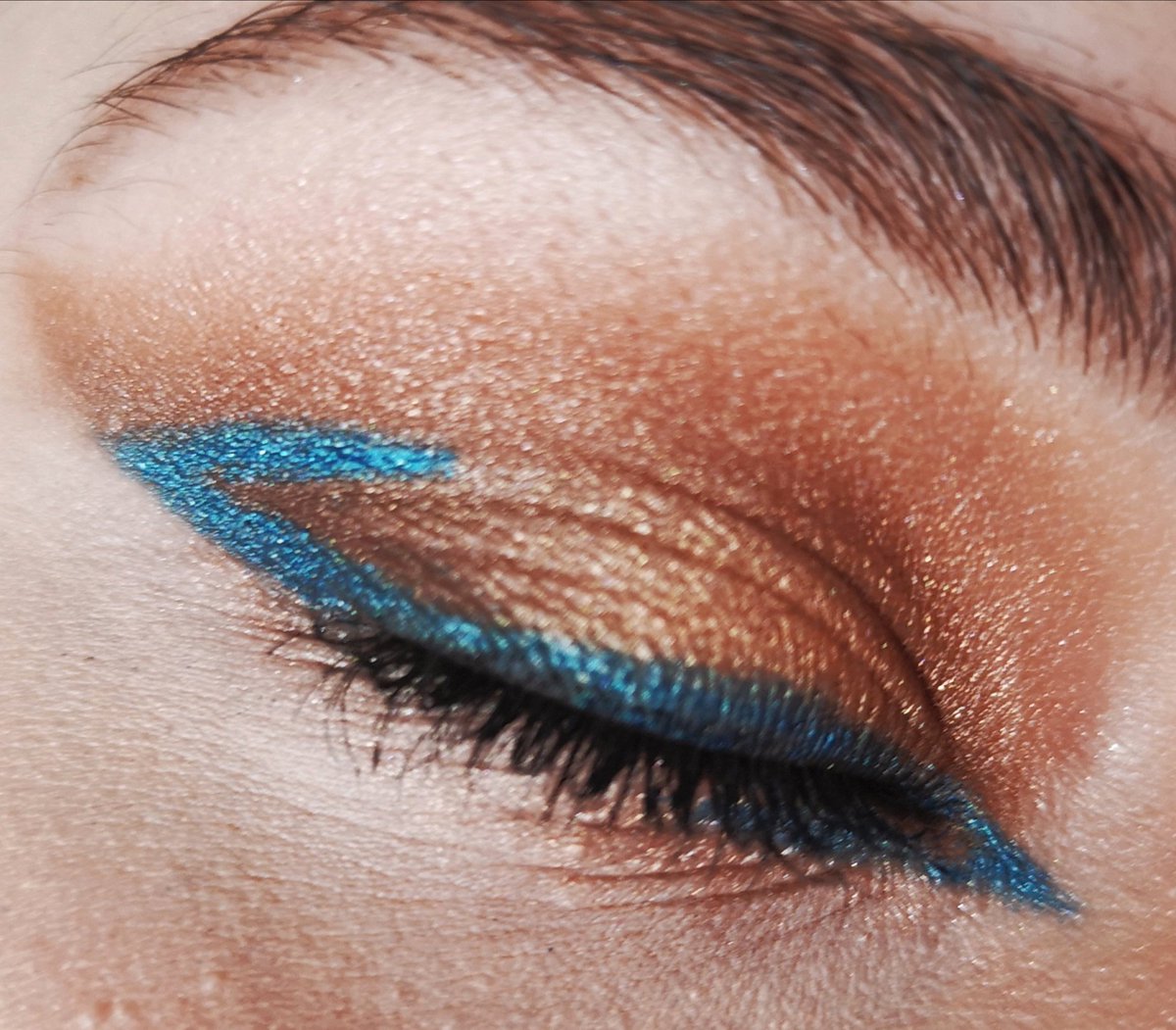 mgmp1999's tweet photo. Pueden ir a seguirme a mi ig de maquillaje 💙💫 @magamaita.mua https://t.co/WWwNVLLeuB