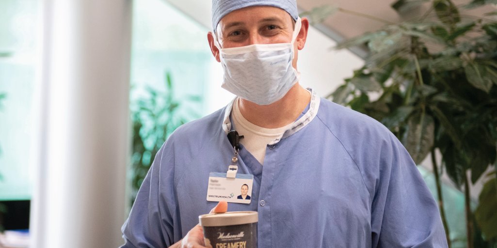 Hudsonville_IC's tweet image. Random Acts of Ice Cream is back! Nominate a #healthcarehero or #essentialworker in your life who deserves an ice cream delivery. Learn more here: bit.ly/3bthzRT

#RandomActsOfIceCream #HudsonvilleIceCream #icecream