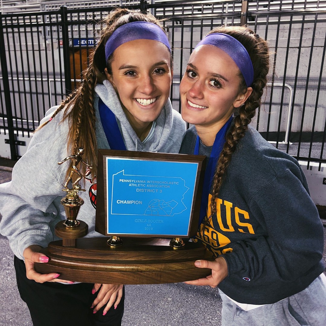 #ThrowbackThursday with Ashley &amp; Gabi Hollinger posing with their   Girls Soccer PIAA award!⚽ #BlackKnightPride
