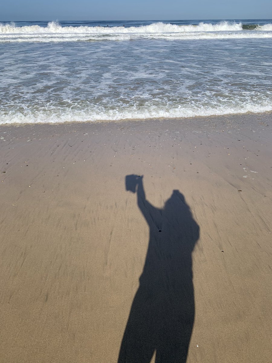 keilynxr's tweet photo. 5 mile Morning Walk along the beach.  Manhattan to Redondo. #KeepingUpWithKey https://t.co/6noOtwp1DH