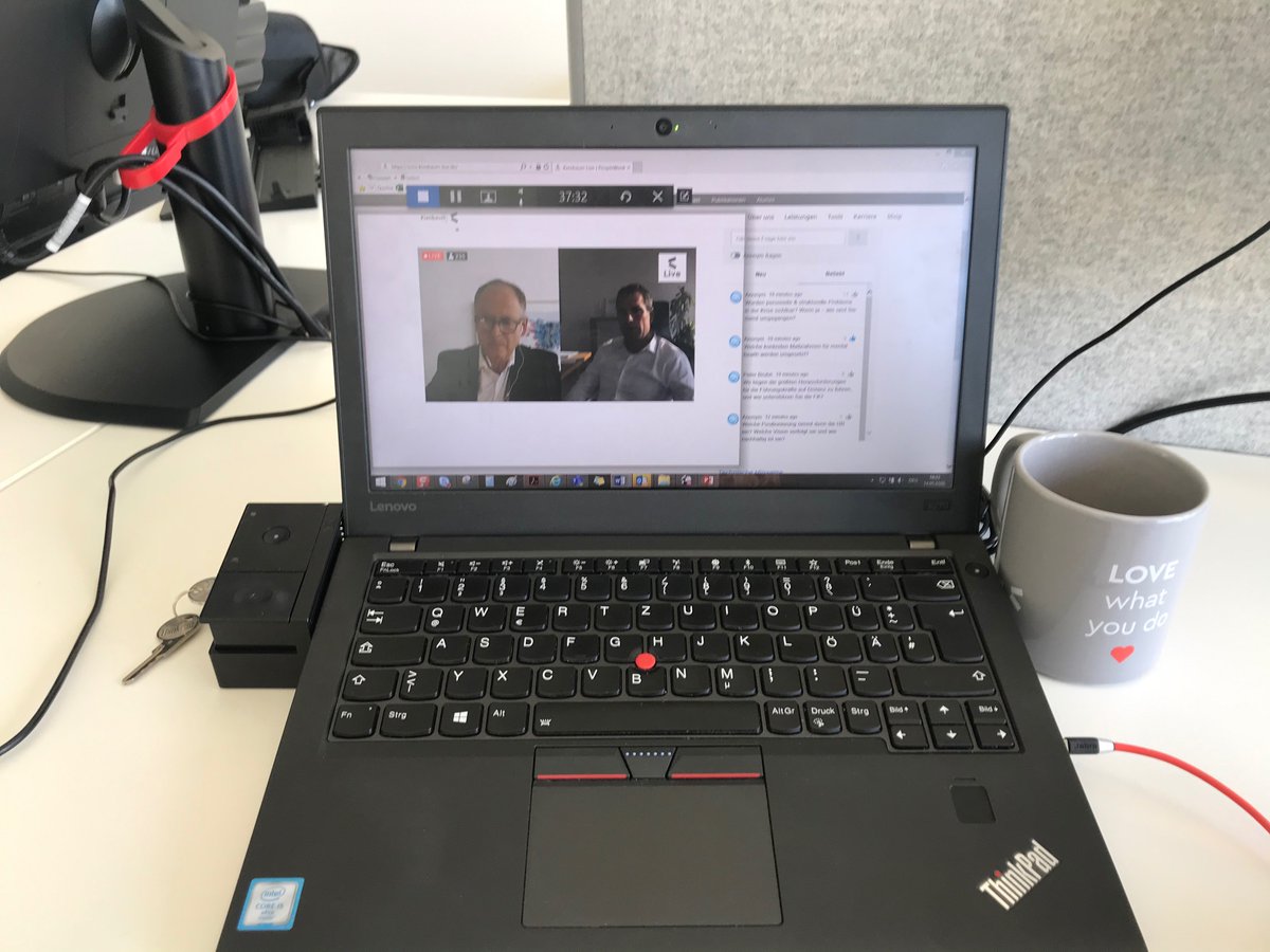 FrauWandt's tweet photo. „HR hat den #Purpose, aus eigener Kraft heraus die zukünftige Personalstruktur zu steuern“, meint zum Finale der @KienbaumConsult #pplweek #MichaelIlgner CHRO @DeutscheBankAG im Gespräch mit @WalterJochmann. https://t.co/ETZebQW5hs