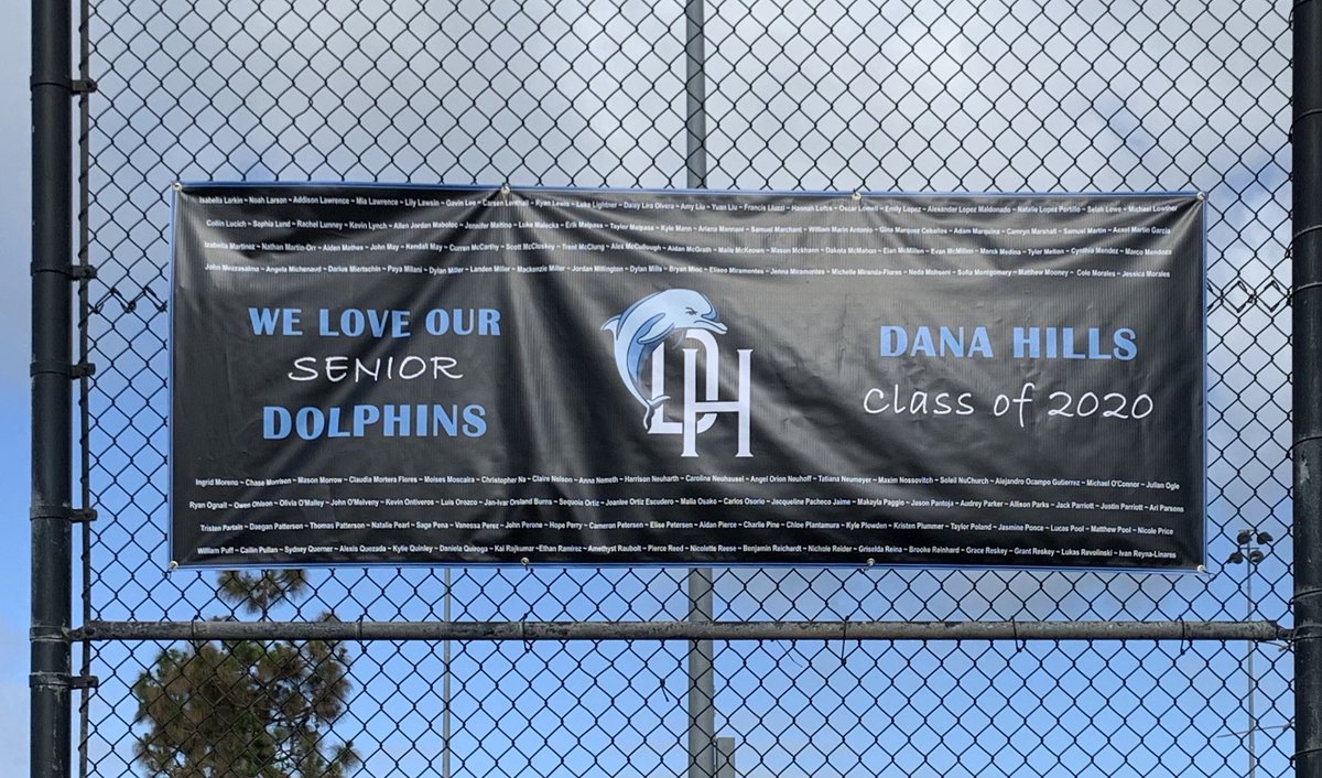 tritonprincipal's tweet photo. We LOVE our Dana Hills Seniors, class of 2020 - ALL 601 of them! #DanaStrong #capoproud @DHHSOfficial @DanaPointTimes @CityofDanaPoint @CapoUnified @DHHS_Podfather @LagunaNiguelCA https://t.co/zoSR42HA9x