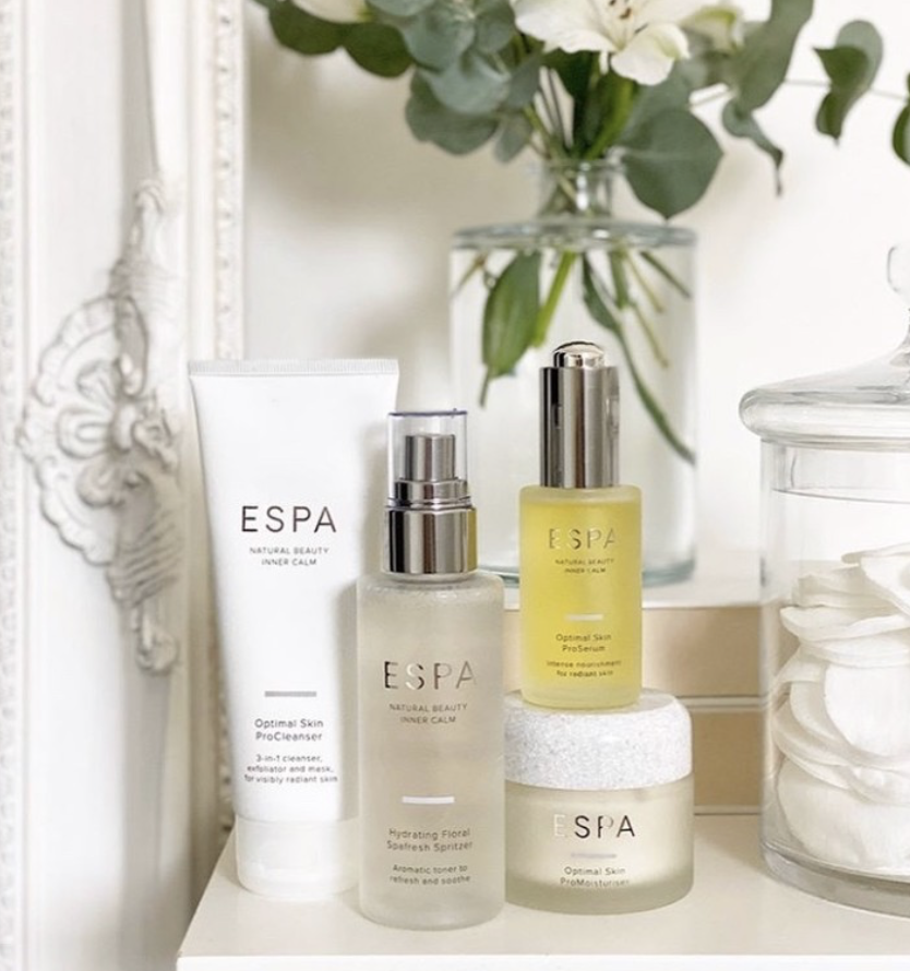 SerenityFormby's tweet photo. For those looking for the ultimate #skincare treat, @ESPAskincare's #OptimalCollection is one we’ll always recommend 🧖♀️
#Skincare #HomeFacial #SkincareAtHome #BeautyHaul #OptimalSkin #ESPACollection #ESPASkincare #SalonSkincare https://t.co/QxnctTOSOo