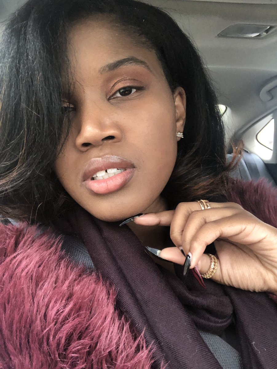 The name is Kris from Philly. 27. Lover of books, music , art , poetry & a good drink. Meaningful conversations make her happy and She like laughing and smiling. Looking for friendships and if it turns into more.