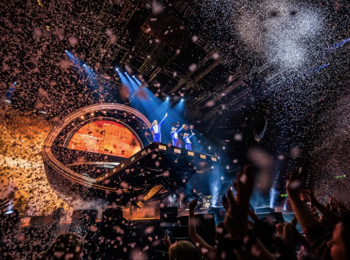 takethat's tweet photo. We’re back with a #TakeThatChallenge for you! We want to know what your favourite #TT30 song to sing along to was on tour. Tag someone you brought along to the show to do the same 🎤 https://t.co/uBeruy86hq