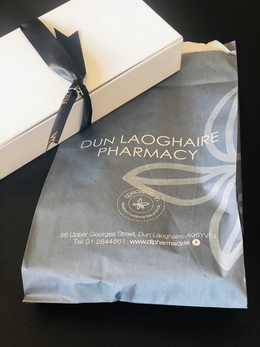 TaniaDiscovered's tweet photo. I met Deidre owner of @DLPharmacy at @DigitalDLT 3 yrs back. Was so moved by her entrepreneurial story. 💙the way her team powers the message of #cleanbeauty via product curation. They throw in skincare goodies👇🏽which is such a lovely touch 🥰 #ShopLocal #MakeYourStoreMatter https://t.co/HVkRU4Se9H