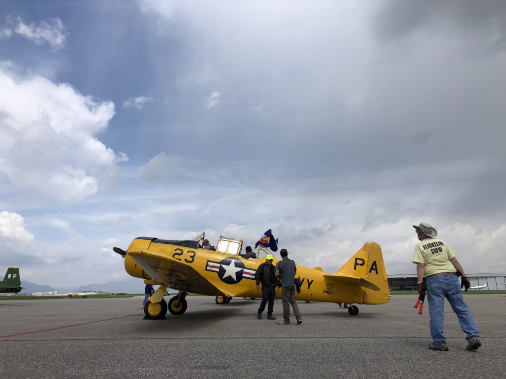 Jennifer_Rios's tweet photo. For those who missed the Thunderbirds, keep your eyes to the sky. An aerial parade is about to take off to raise awareness/money for Help Colorado Now. To learn more visit https://t.co/zea3sXOdPc https://t.co/XUVjfA1pKw