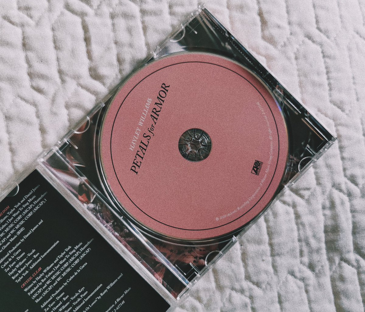 stellaisdone's tweet photo. she's beauty, she's grace, she's explicit 🌺 @yelyahwilliams #PetalsForArmor https://t.co/IqD12qAKFb