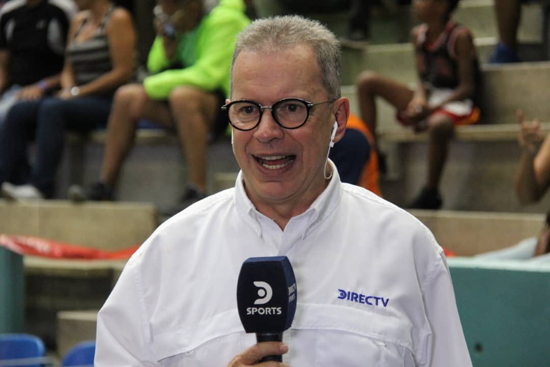 #TBT extrañándolos y de qué manera. Al deporte y a ustedes! Comparte con nosotros hoy jueves. Que te parece colocar una foto con nosotros en alguno de los escenarios deportivos donde <a href="/DIRECTVSportsVE/">DIRECTV Sports VE</a> está presente? Coloca las etiquetas #TBT #TBTDIRECTV Anímate! Venga Vieja!