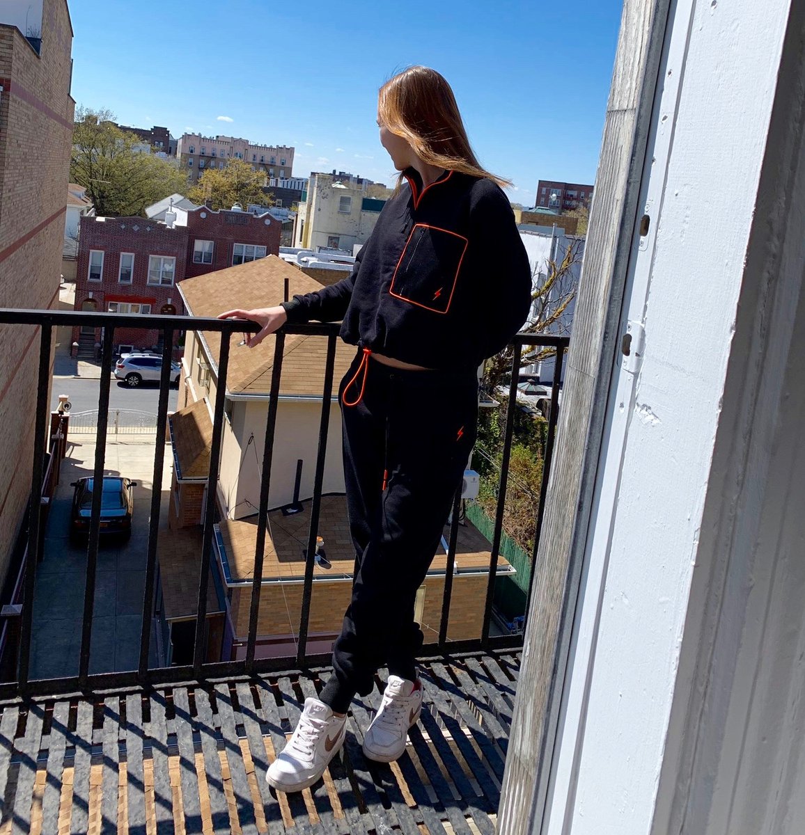 GLOofficial's tweet photo. @Joy61297 staying home in style in our GLO sweater and joggers set 🧡 https://t.co/GUziIFlxmZ