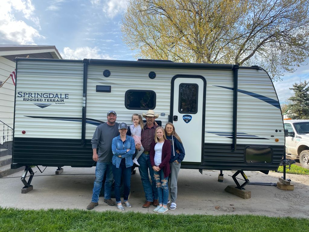 BaileyToliverRV's tweet photo. Charles &amp; Tiffany Johnson purchased a 2020 Springdale 1800BH from Marca Taylor and accepted delivery in Montana. Enjoy your new rig guys! https://t.co/0ZyQvh02np