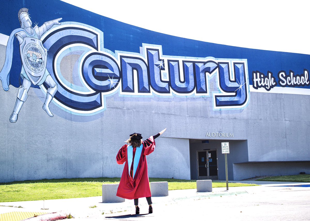 DrOsman_EDU's tweet photo. It just hit me that I won't be walking across that stage next week at @BrandmanU as Dr Osman. So, I want to give a quick shoutout to @SantaAnaUSD &amp; Walker Elementary, Villa Fundamental, @CenturySAUSD, for raising me to be a #lifelonglearner turned #lifelongeducator #classof2020🖤 https://t.co/64d3YJQWdb
