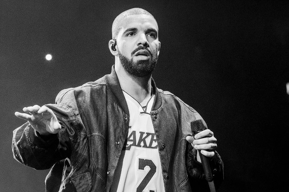 thecornerspod's tweet photo. #drake #future #youngthug #torylanez https://t.co/ax79NOmawX