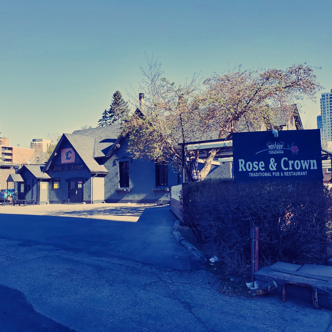 We love our friends <a href="/roseandcrownyyc/">Rose & Crown Calgary</a>. We can't stop in and say hi but there are so many other ways to support our favourite local watering holes. We know where we're getting take out this weekend.
#supportlocal #shoplocal #yyc #orderingin #takeout #pub #seeingdouble? #neighbours