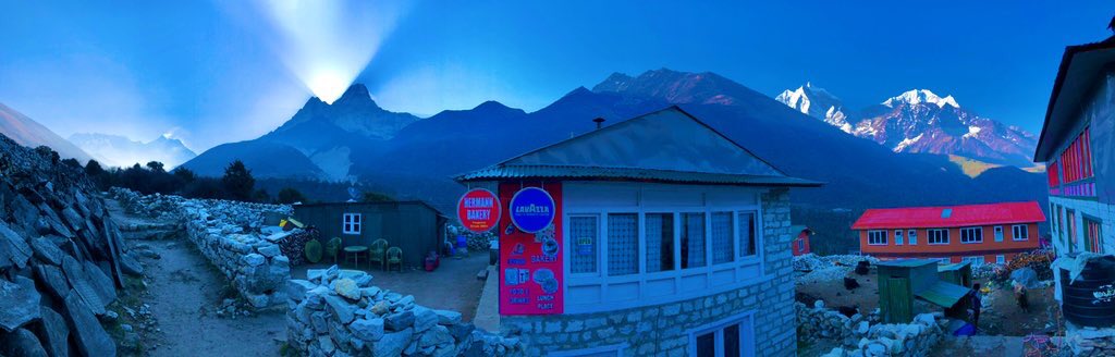 RamiroJacome's tweet photo. @gauthie74757302 sunrise at Pangboche with the Amadablan in the background #Nepal https://t.co/KkCWOWRp7f