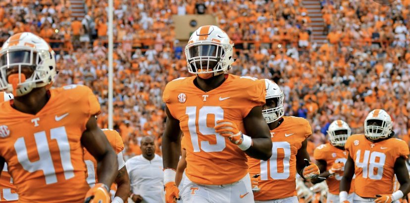 AustinTerry_12's tweet photo. I’m extremely excited to announce that I have received an offer from The University of Tennessee!!! #govols #GBO🍊 https://t.co/zgtTiNow5S