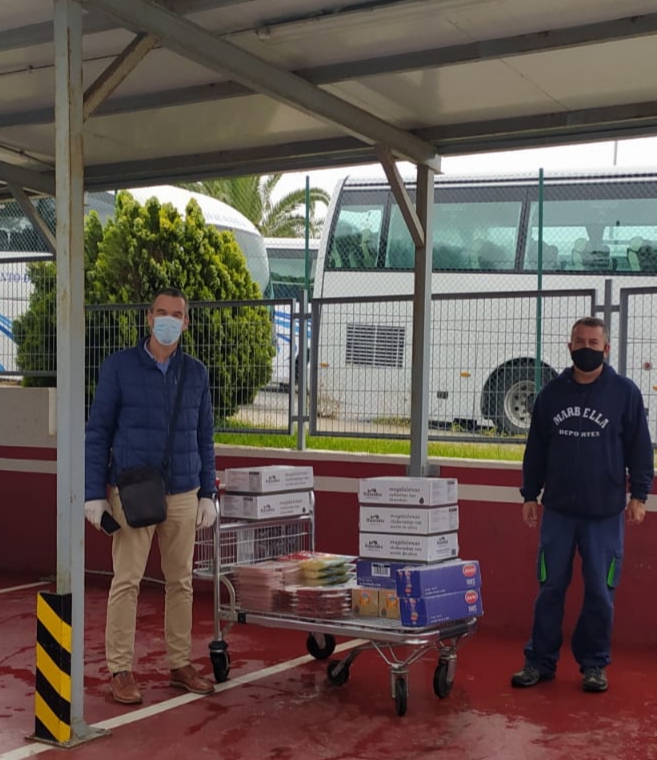 💫 Agradecidos al Club Baloncesto Marbella por la donación realizada hoy al #CanalSolidario deportivo.
Los alimentos irán destinados al Centro de Inclusión Social de Cruz Roja.
.

💙 ¡Gracias!
.
➕ Info y donaciones: deportes@marbella.es
.
.
.
#Marbella #MarbellaDeportes #COVID19