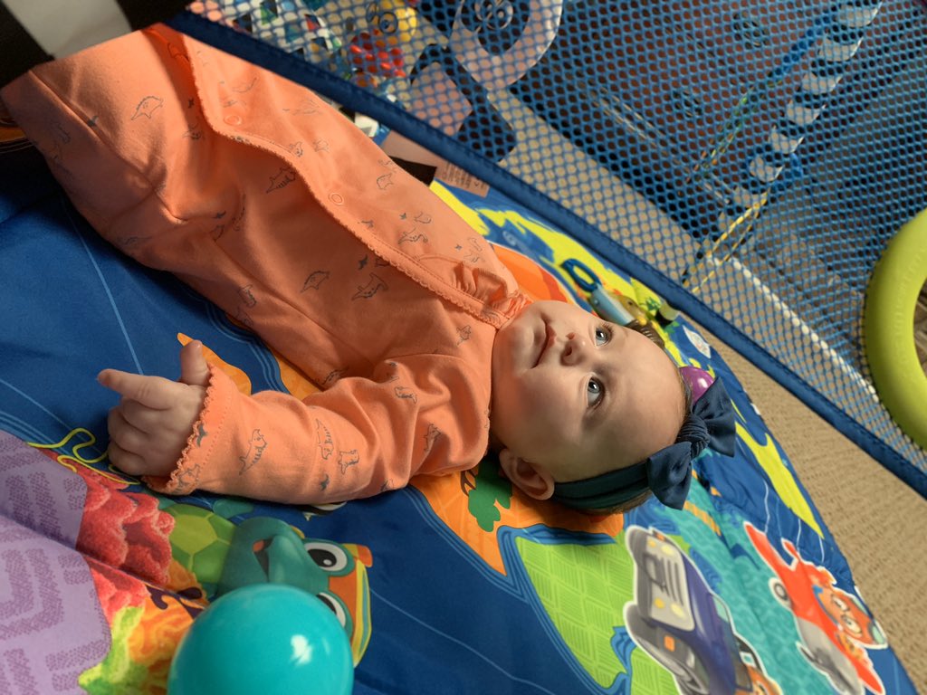 christenbedsole's tweet photo. God what did I do to deserve this tiny human being, she’s the highlight of my life💗this love https://t.co/KzMDMcJ9iW