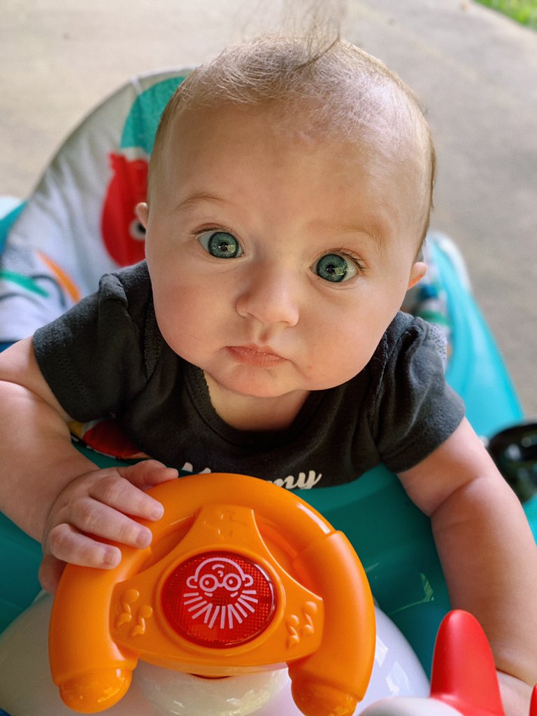 christenbedsole's tweet photo. God what did I do to deserve this tiny human being, she’s the highlight of my life💗this love https://t.co/KzMDMcJ9iW
