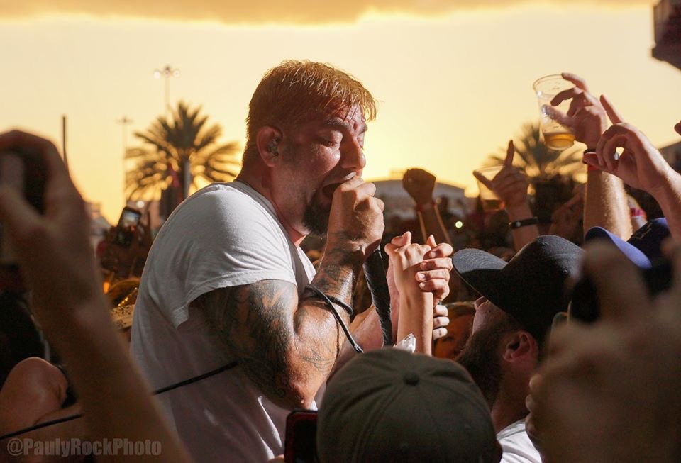 LiveNationFL's tweet photo. Our talented #FeatureAPhotographer this week is @PaulyRockPhoto from Jacksonville! 📸🎸🎶 Every Thursday, we are featuring an incredible #Photographer based in Florida that has documented the #LiveNation moments with us inside the concerts. Comment below your favorite photo! 👇 https://t.co/PXAazj4UKR