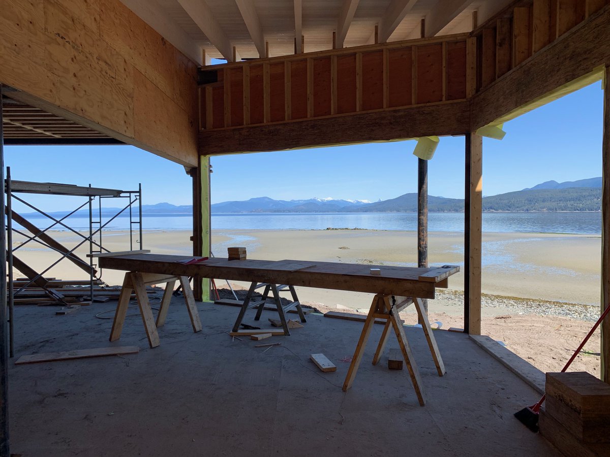 InnotechWindows's tweet photo. Oceanfront living at its finest! Under construction on British Columbia's Sunshine Coast. #sitevisit #oceanfronthome #sunshinecoast #highperformancewindows https://t.co/lmRX6yvM6w