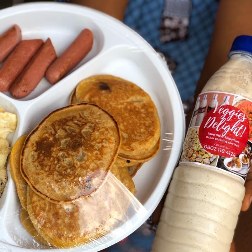 Veggies_delight's tweet image. INTRODUCING!!!
BREAKFAST ON THE GO.
Frame 3: pancakes, egg, hotdogs #1000
Frame 1: with Tigernut milk #1500
Frame 2: with fruit smoothie #1500
Location is #Ibadan.
Delivery fee not inclusive please.
Please retweet and kindly patronize.
God bless you for the constant love.