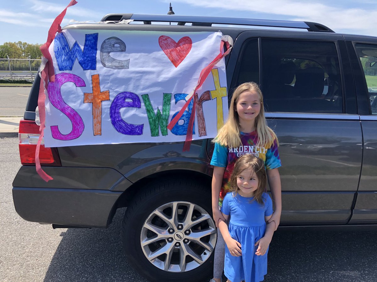 d_atteritano's tweet photo. We can’t wait to see the Stewart School staff! ⁦@GCUFSD⁩ ⁦@StewartSchoolGC⁩ https://t.co/sw2JptxAMa