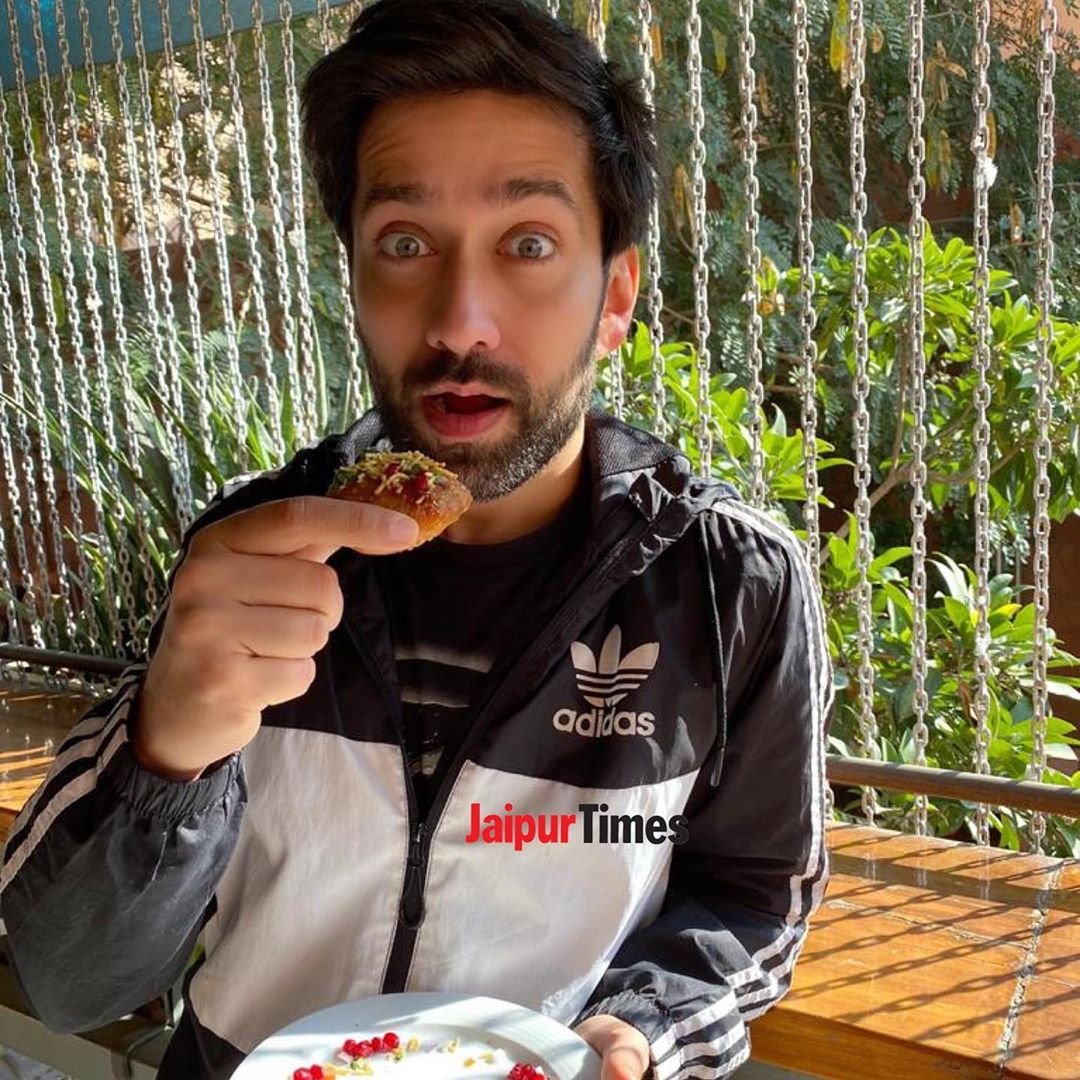 RukaiyaAShaikh's tweet photo. @NakuulTribe @NakuulMehta This is my routine nowadays 😂 https://t.co/kOLXNte7El