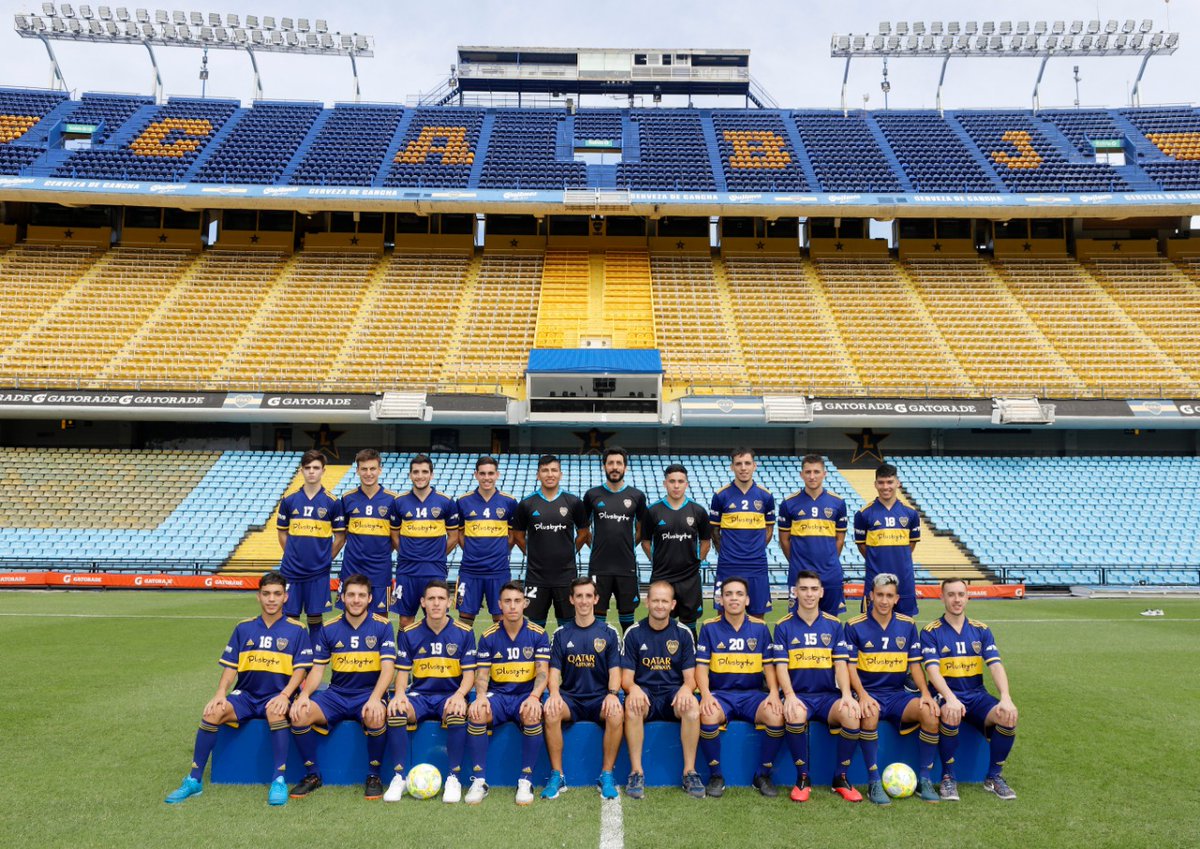 #FelizDíaDelFutbolista ⚽

#VamosBoca👊