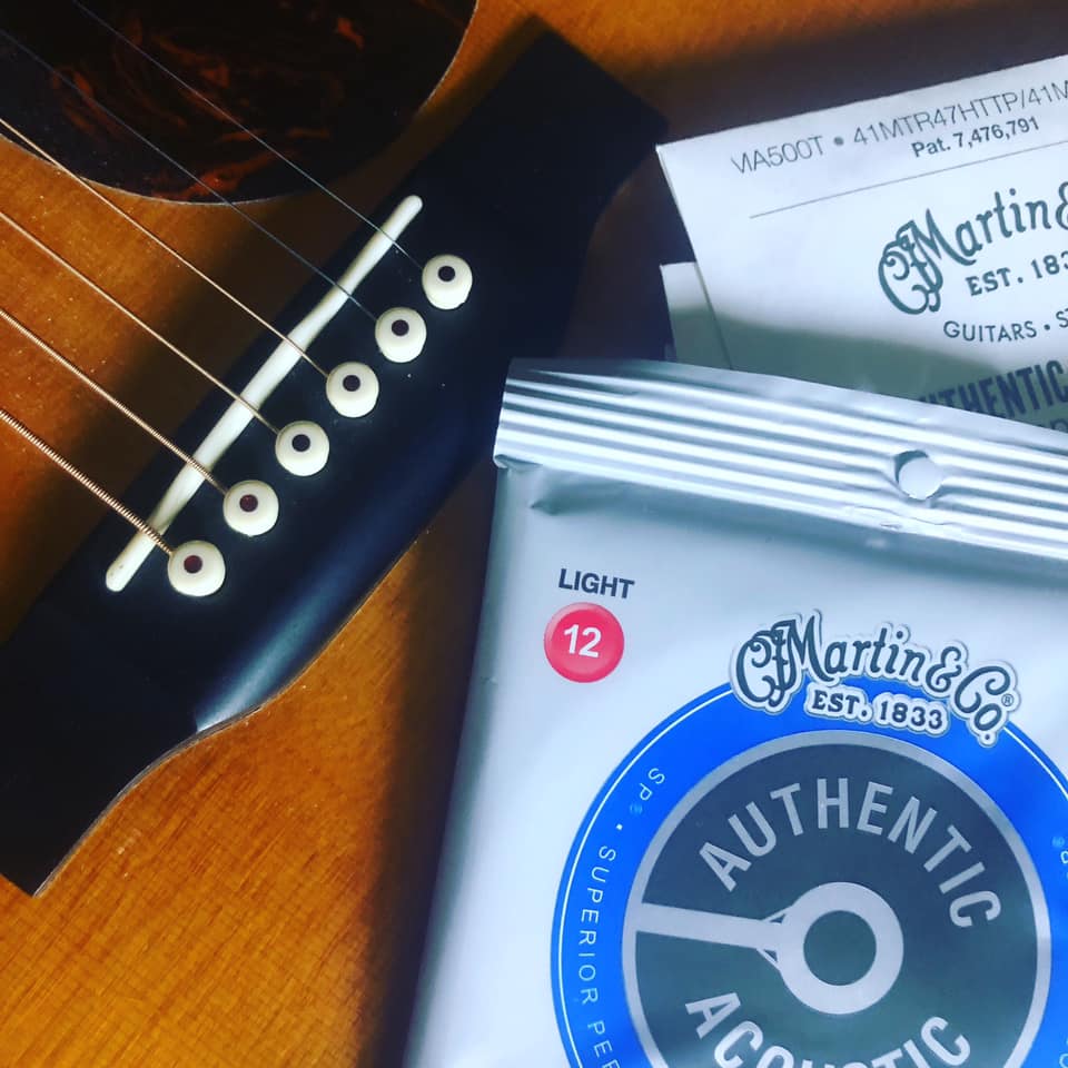 jeffslate's tweet photo. Getting ready! See you soon (via IG Live and FB Live at 4 Eastern).

DIRECT FB EVENT PAGE LINK (Just go to the Discussion): https://t.co/BbJZeEOUZq

DONATION LINK: https://t.co/6CWg01KwHk

#stayhome #withme #alonetogether #onlineconcert #livemusic #martinguitar #martinstrings https://t.co/z2uFbx6Xe4