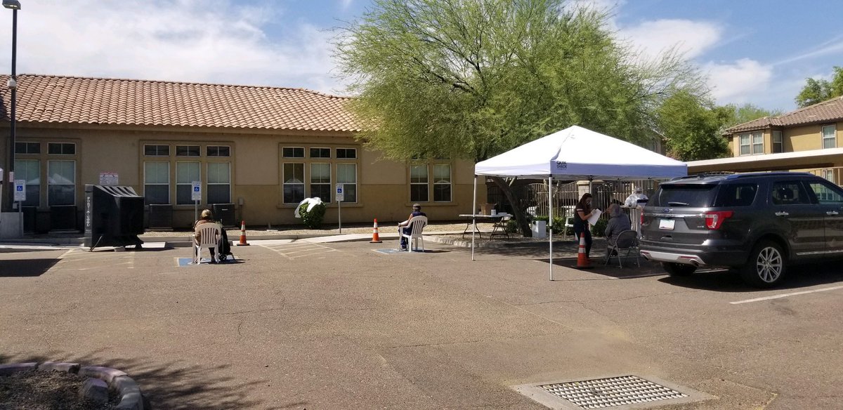 PHXHousing's tweet photo. Residents in Public Housing getting free drive-thru and walk-up COVID-19 testing today. Thank you to our health care partner @ValledelSolAZ for collaborating to provide this #testingblitz! https://t.co/WIri9Vklnh