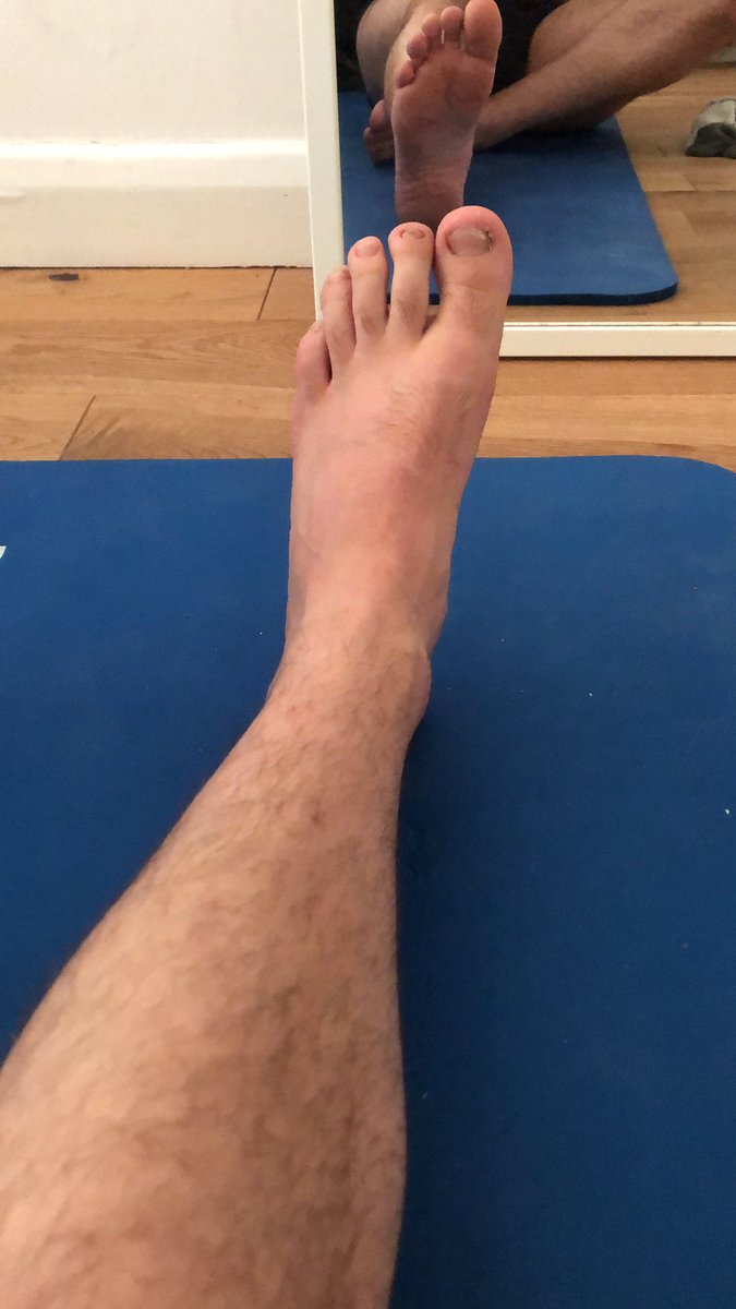 FinDom86's tweet image. Running can mess your feet up though! Still bet you wish you had these in your mouth