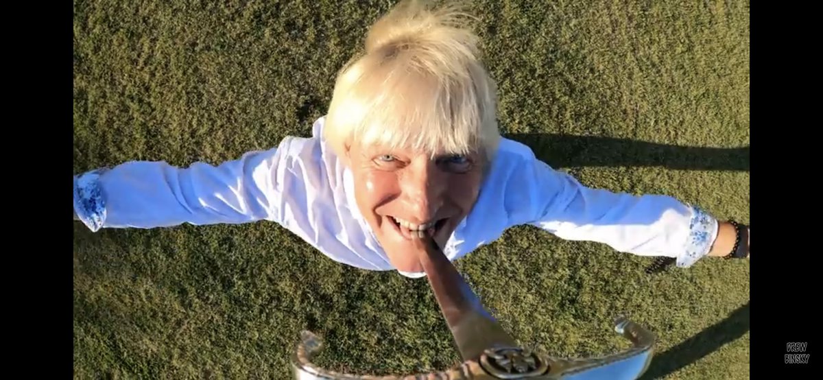 DanMeyerswords's tweet photo. HE SWALLOWS SWORDS (amazing talent!) video doc: https://t.co/fwFYPgml52 via @Drewbinsky
#agt #swordswallower
#danmeyer @DanMeyerswords
#swordswallowing
#drewbinsky https://t.co/uPrOJRPV6q